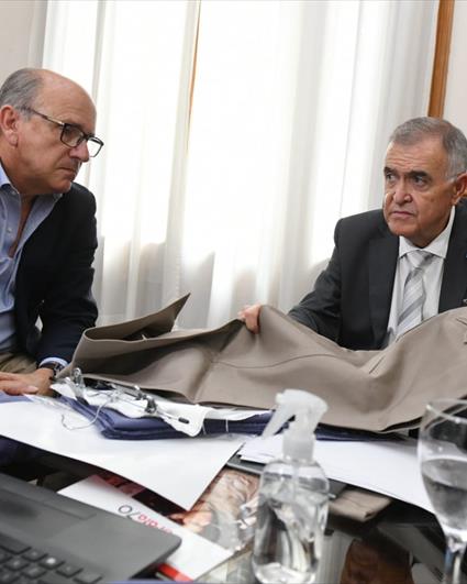 La textil Santista presentó al Gobernador un plan de inversiones por U$D 9 millones 